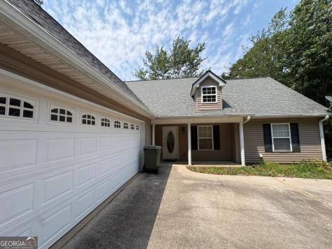 205 Boulevard Street Cleveland GA 30528