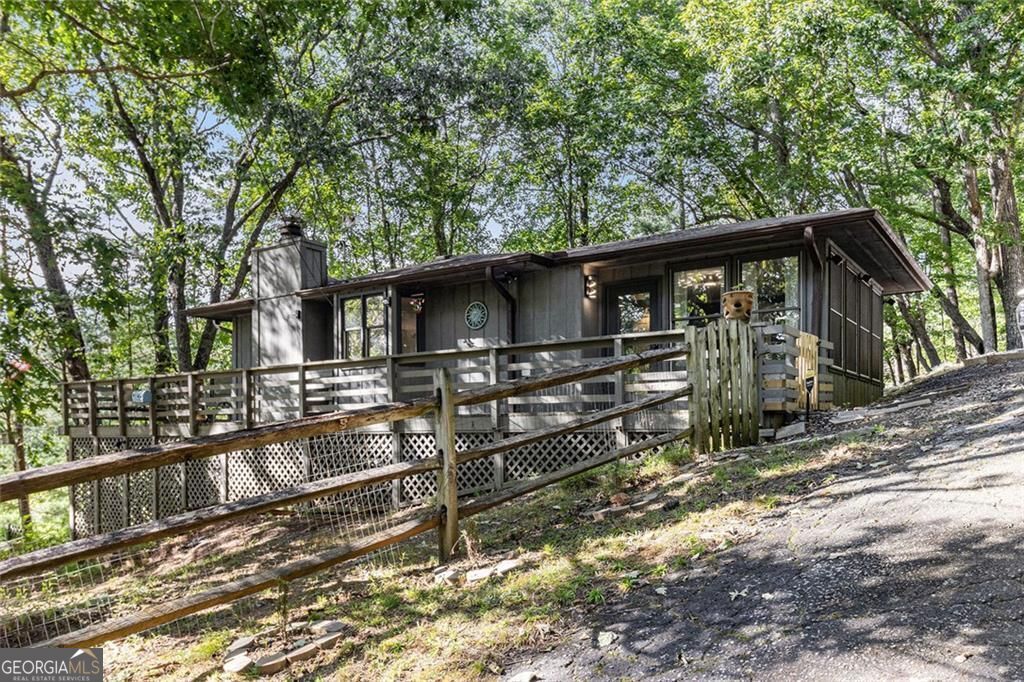220 Fox Den Circle Jasper GA 30143