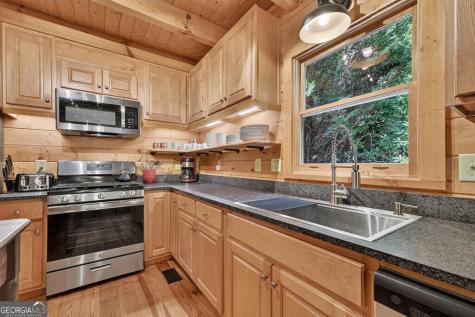 46 Private Drive Ellijay GA 30536