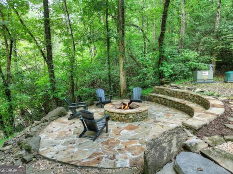 46 Private Drive Ellijay GA 30536