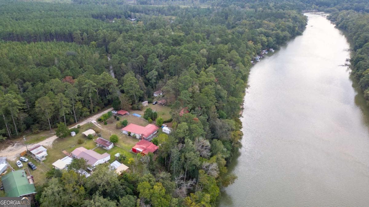 163 High Bluff Road Baxley GA 31513