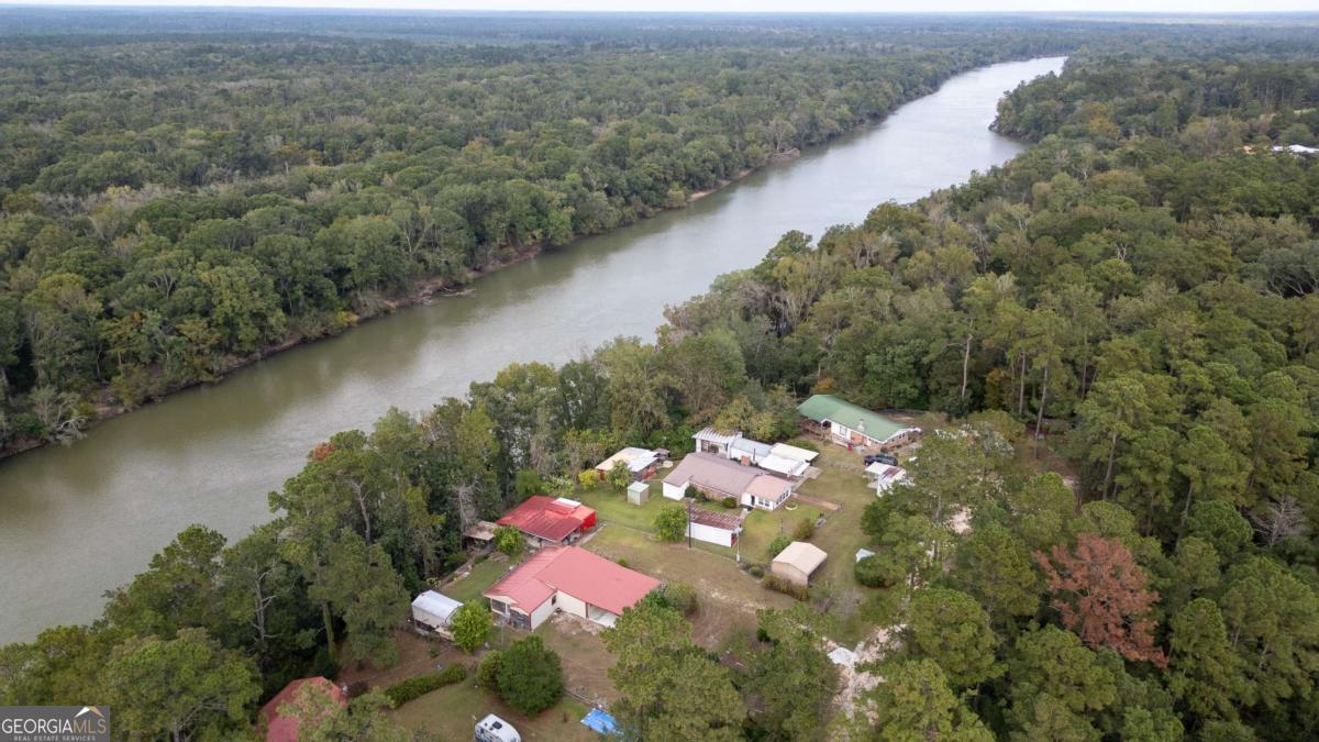 163 High Bluff Road Baxley GA 31513
