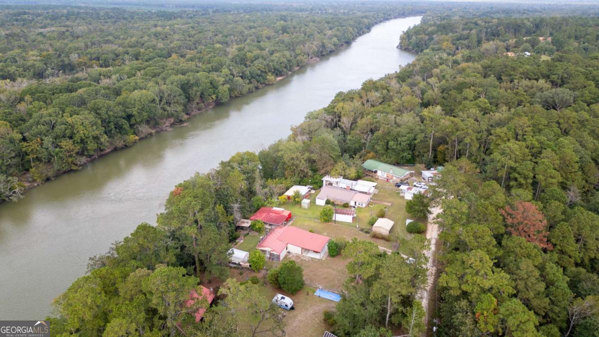 163 High Bluff Road Baxley GA 31513