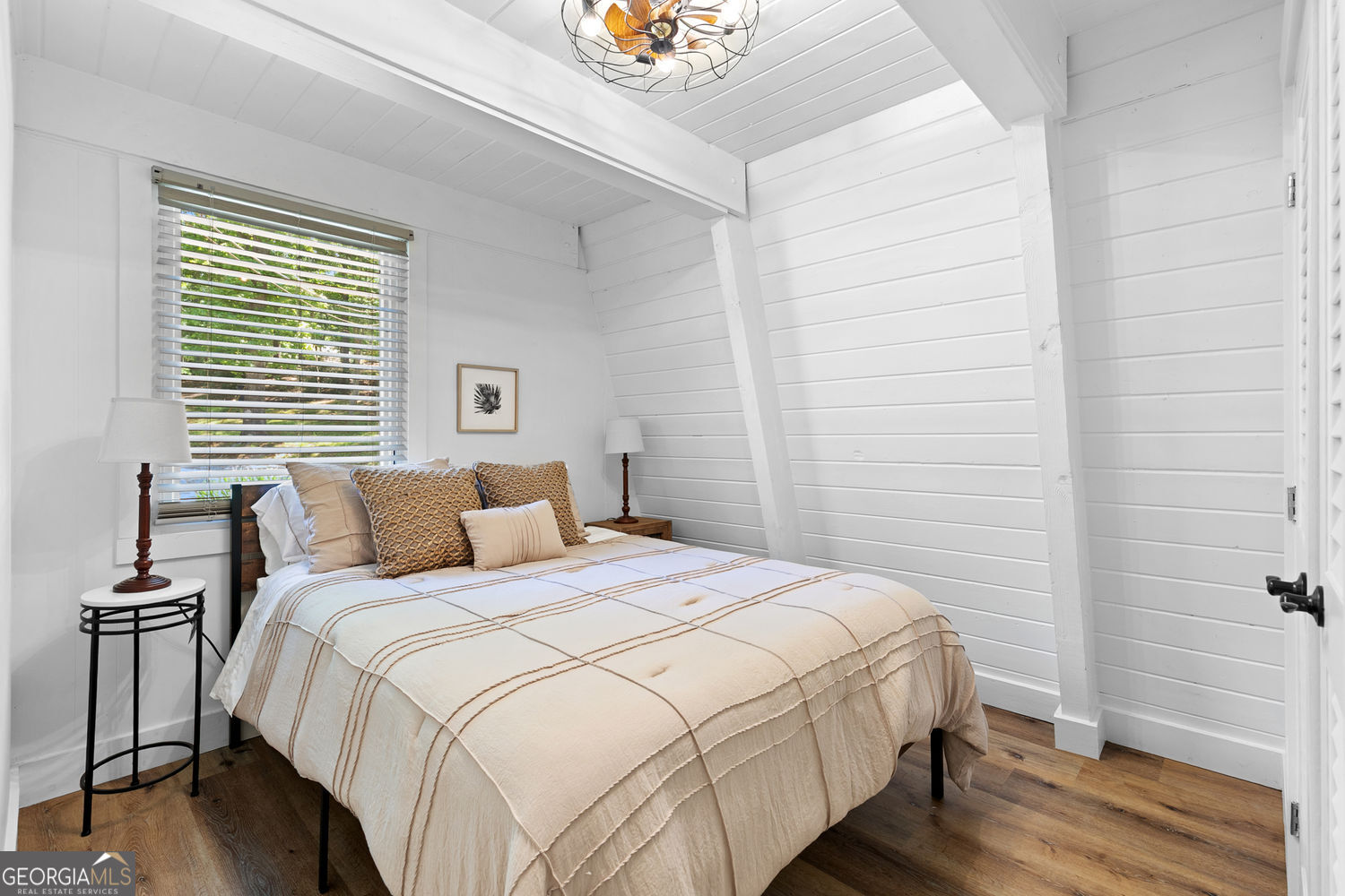 18 Oriole Drive White GA 30184