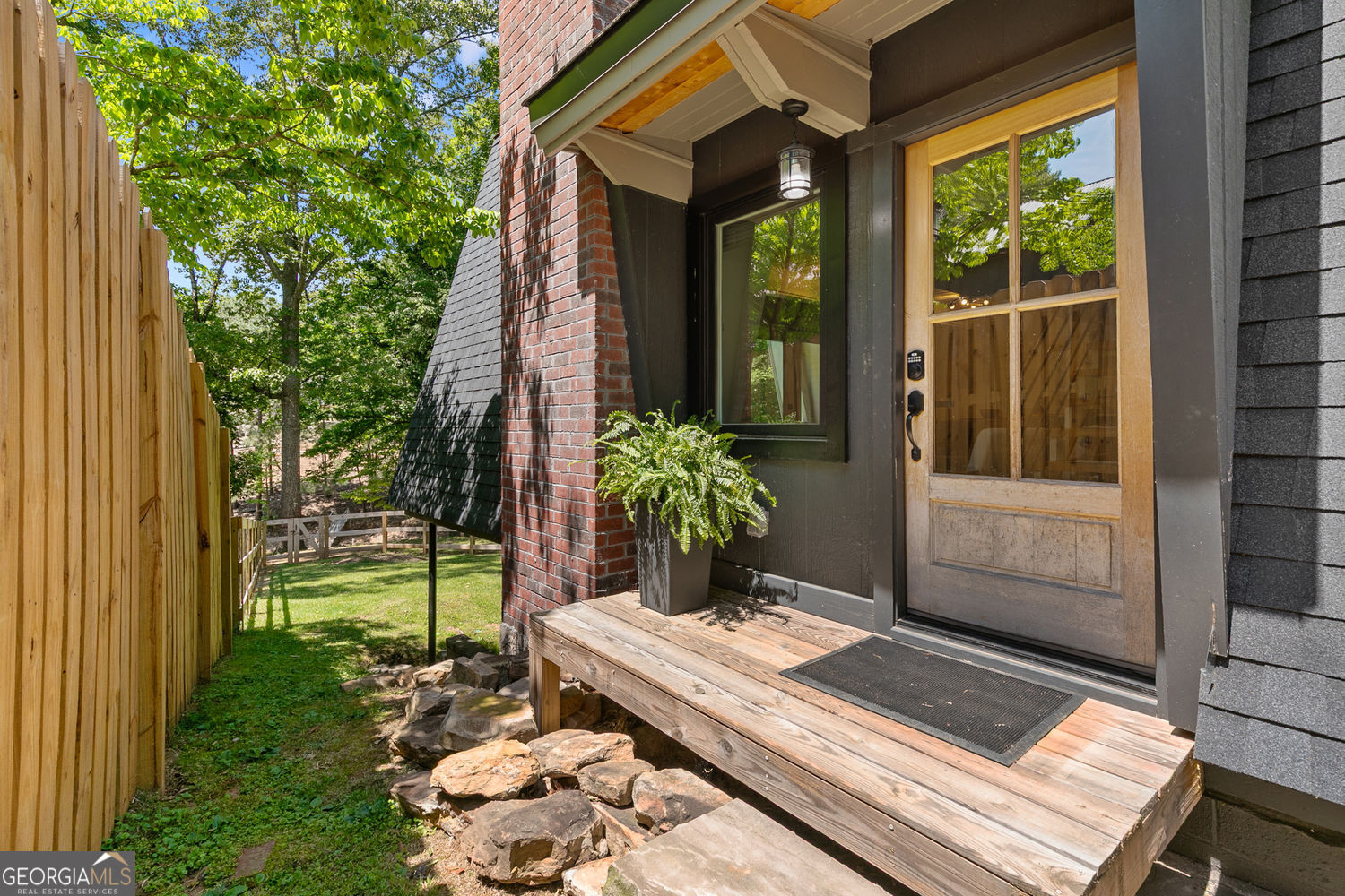 18 Oriole Drive White GA 30184