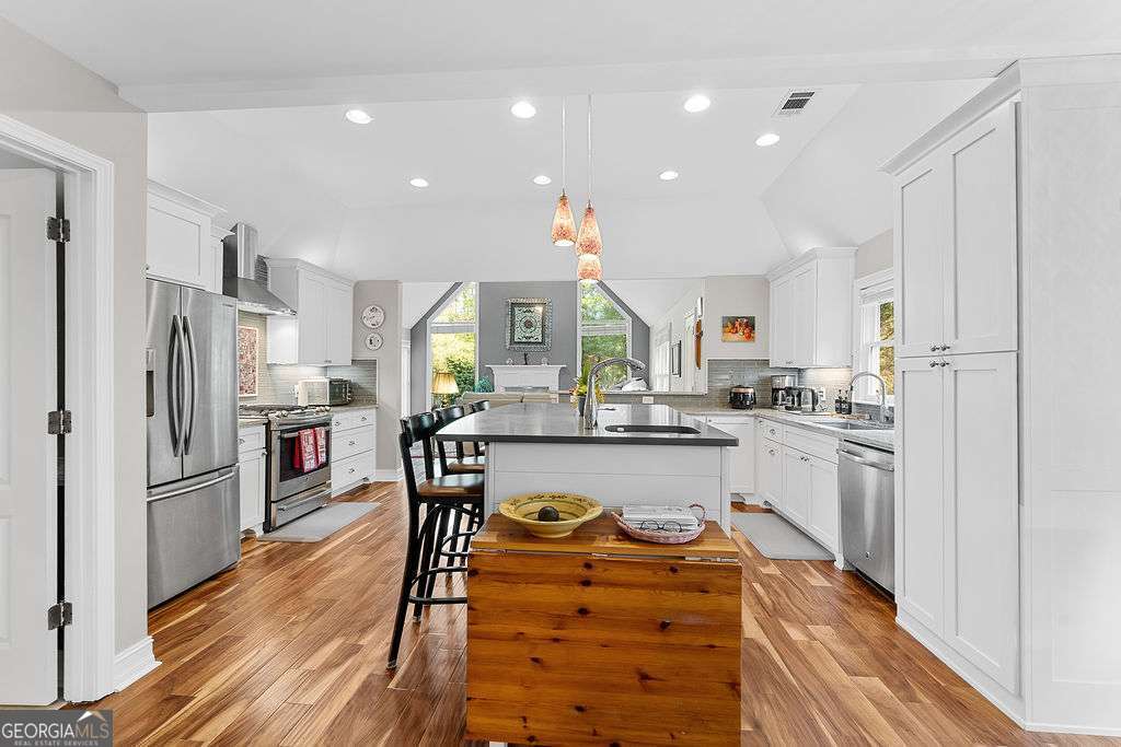 2780 The Terraces Way Dacula GA 30019