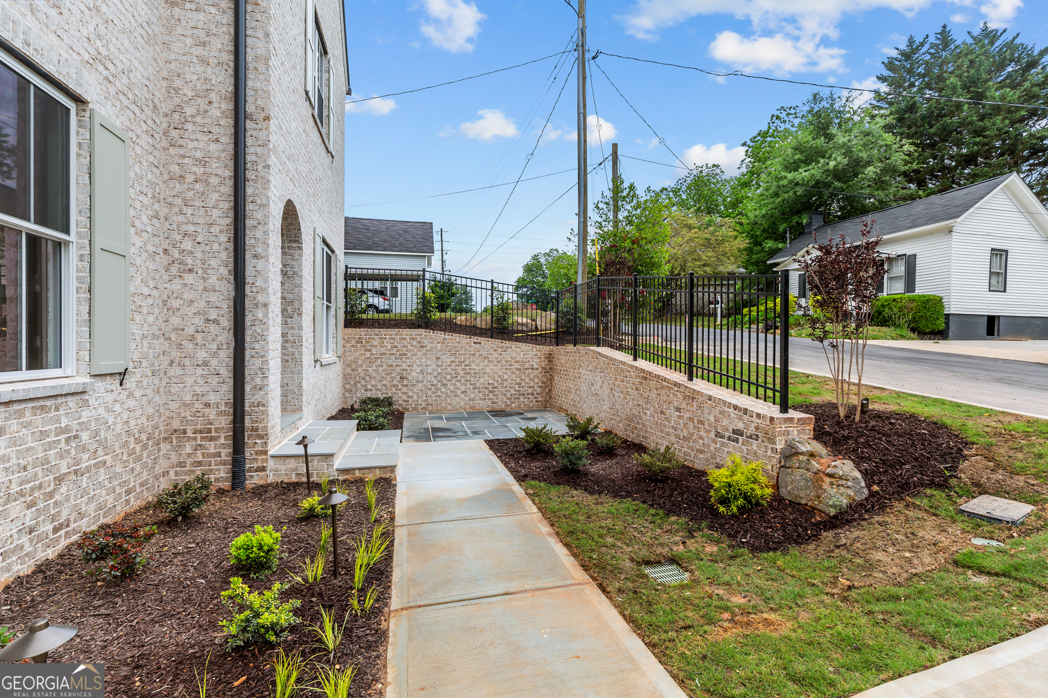 29 E Park Street Buford GA 30518