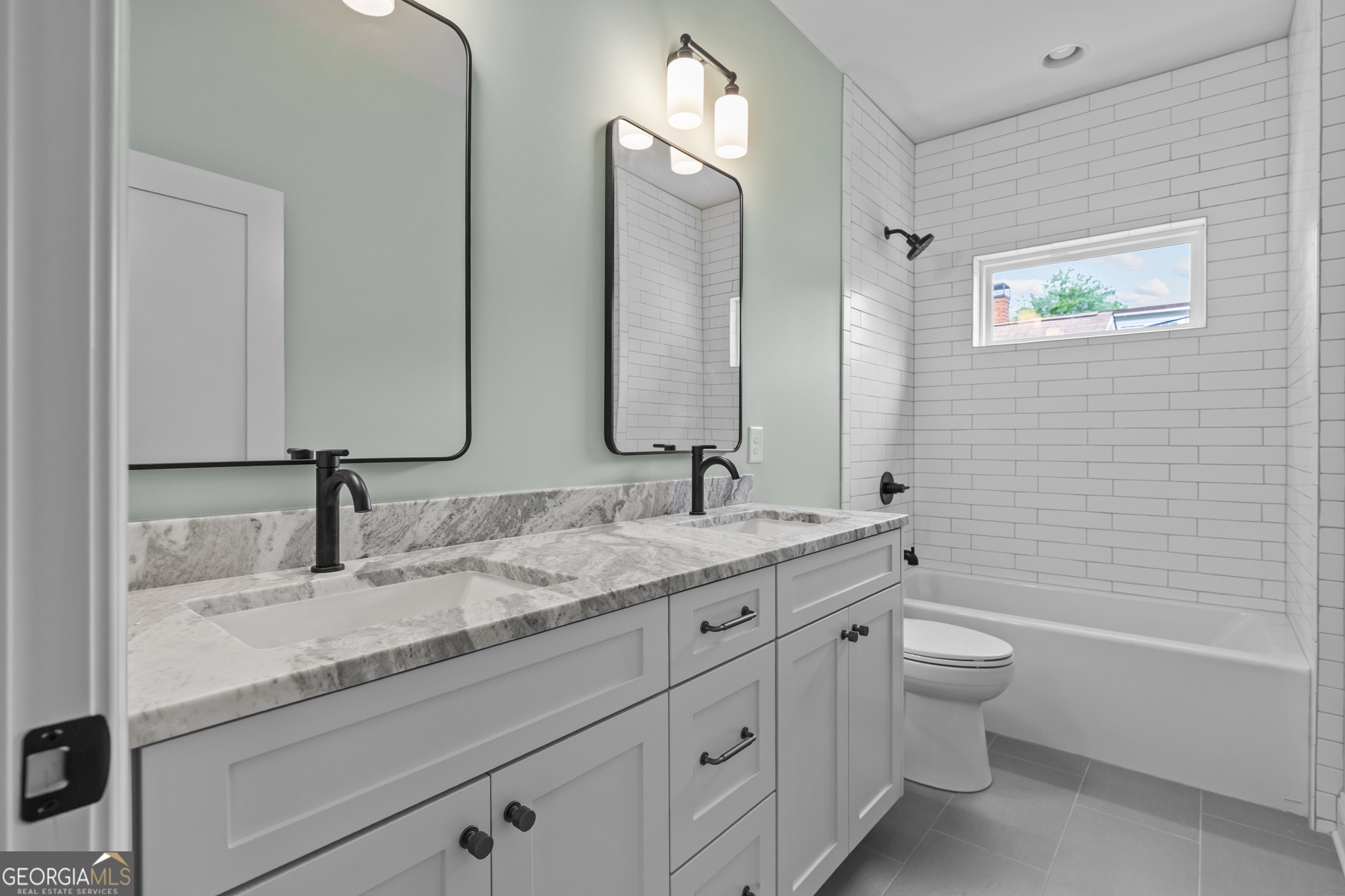 29 E Park Street Buford GA 30518