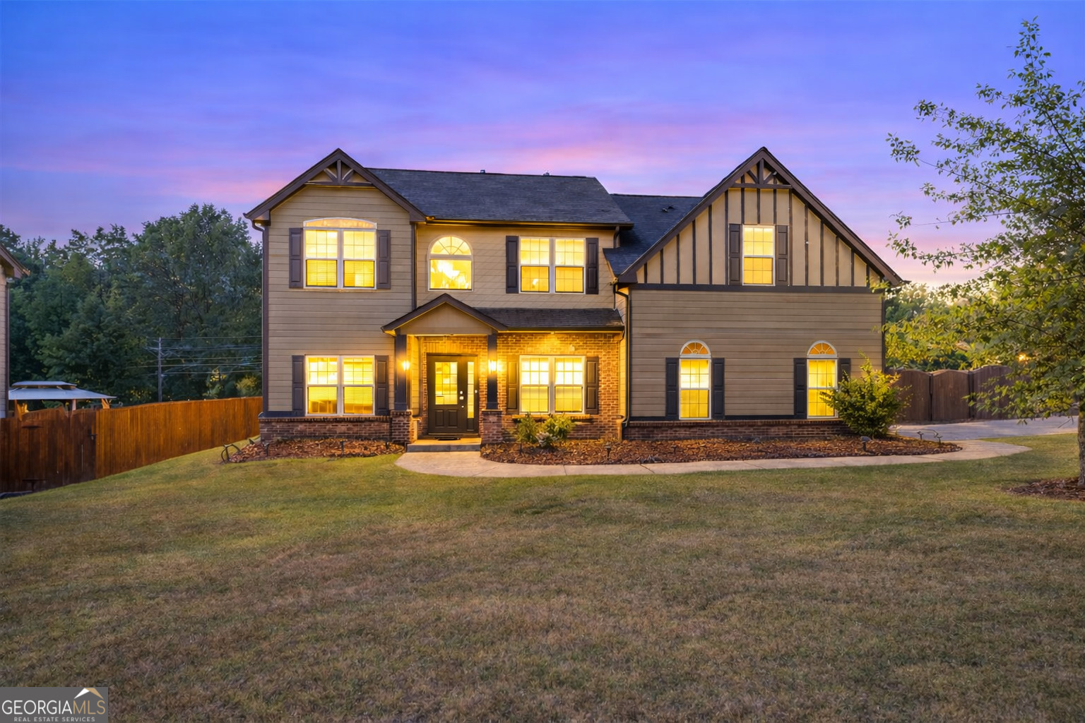 2748 Village Park Drive E Ellenwood GA 30294
