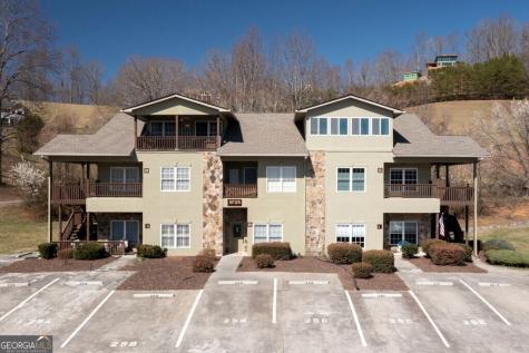 1725 Watercrest Way Young Harris GA 30582