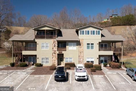 1725 Watercrest Way Young Harris GA 30582