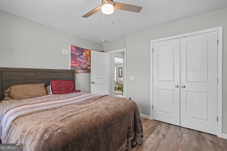 192 Hummingbird Lane Jesup GA 31545