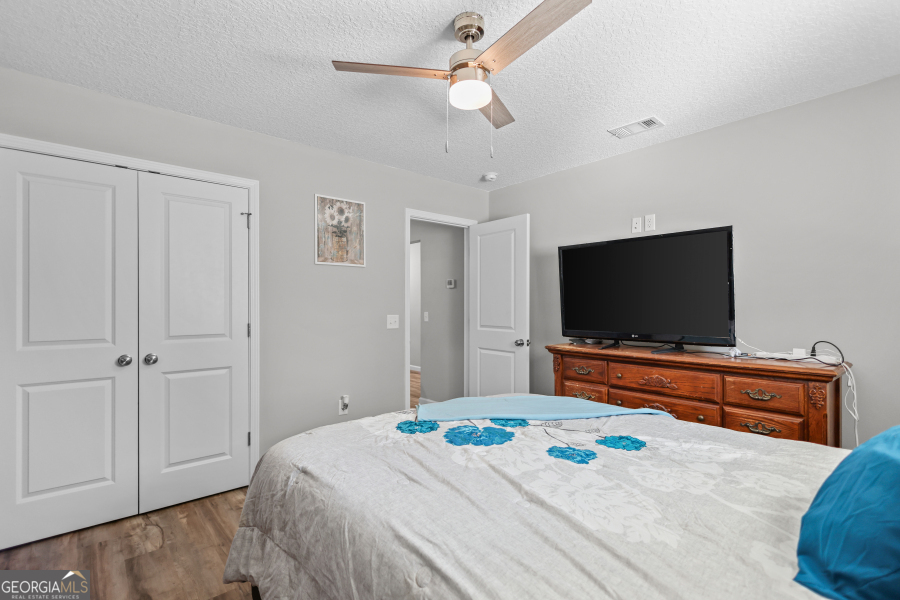 192 Hummingbird Lane Jesup GA 31545