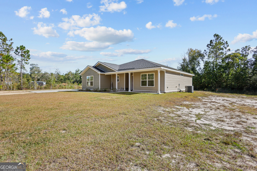 192 Hummingbird Lane Jesup GA 31545