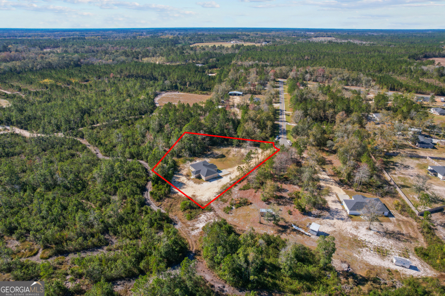 192 Hummingbird Lane Jesup GA 31545