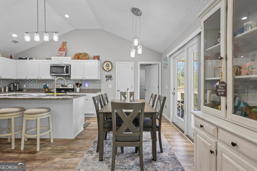 192 Hummingbird Lane Jesup GA 31545