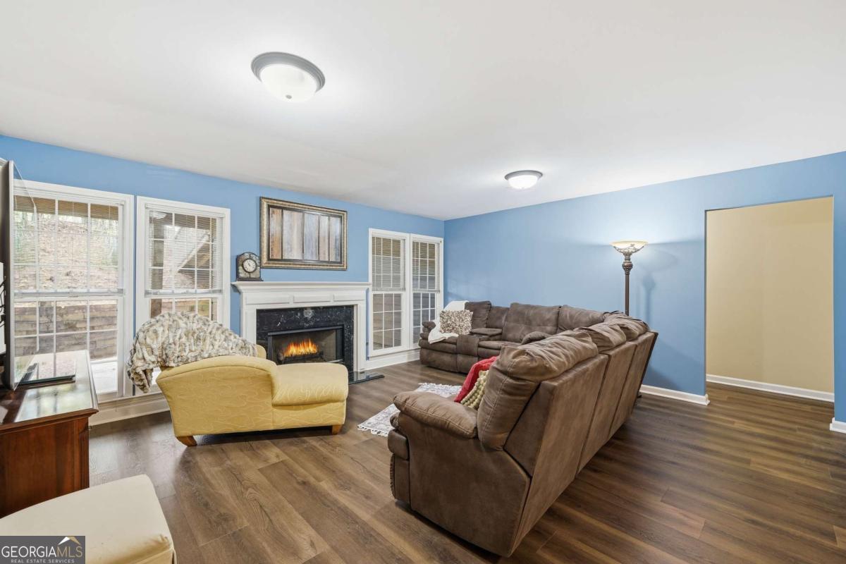 945 Club Chase Court Roswell GA 30076