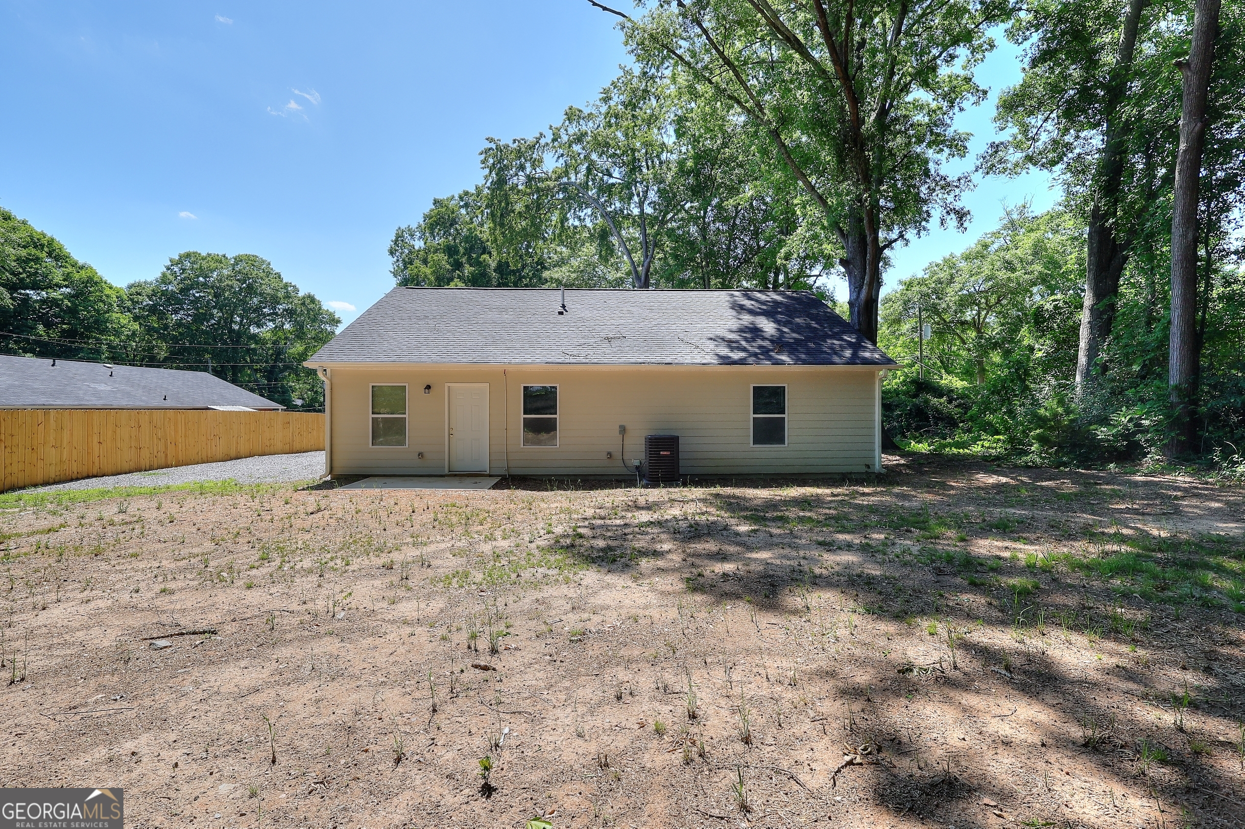 407 Wall Street Monroe GA 30655