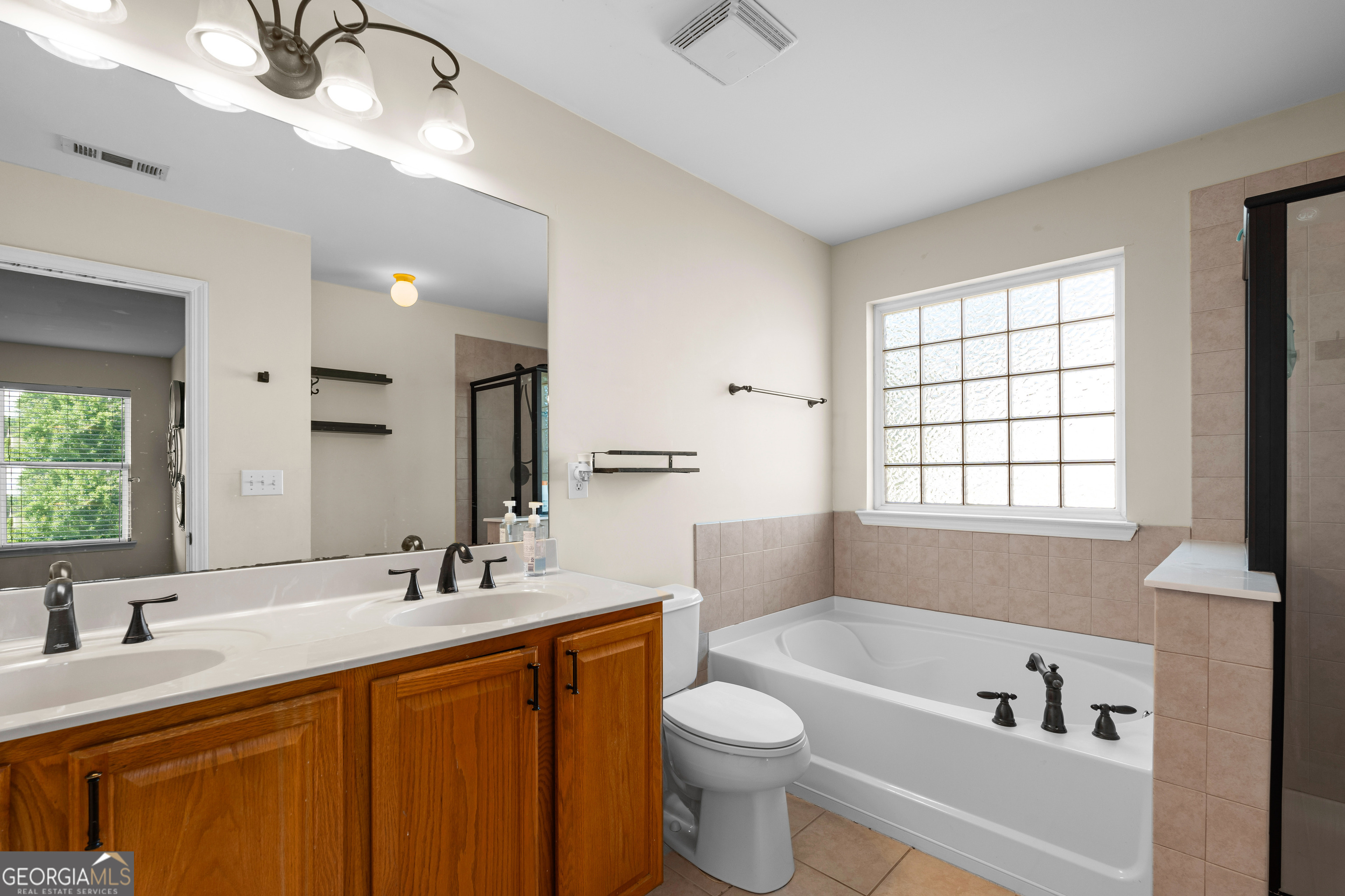 145 Paxton Place Newnan GA 30263