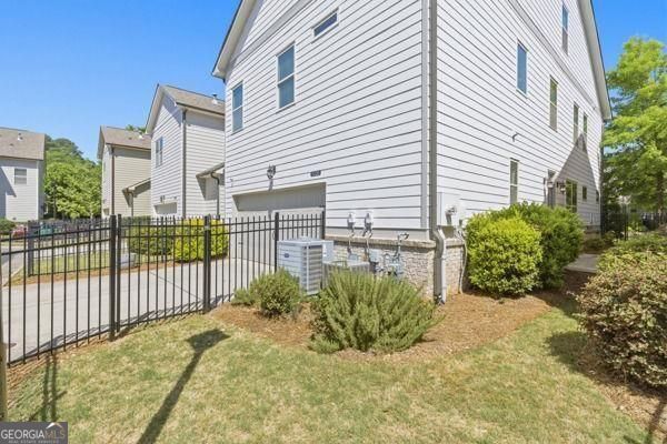 1720 Whitfield Parc Circle SE Smyrna GA 30080