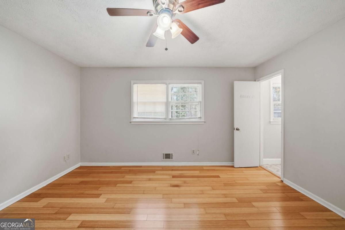 2937 Pebble Lane Snellville GA 30078