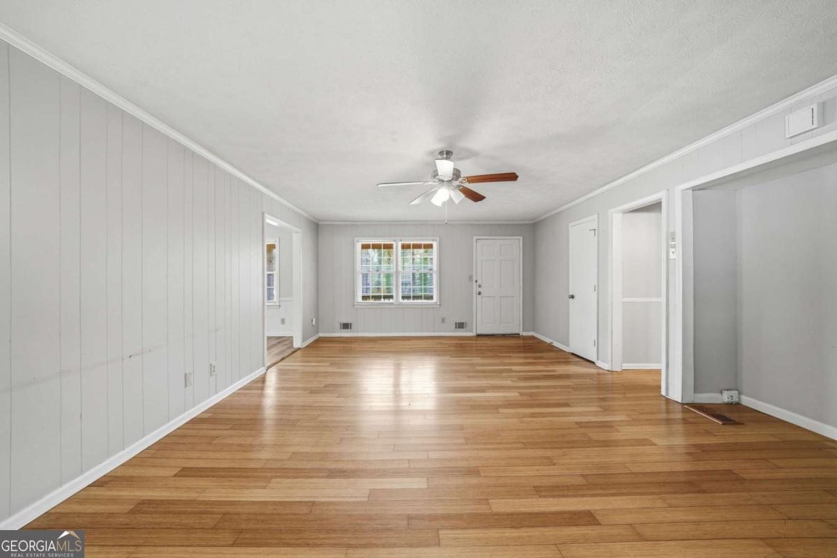 2937 Pebble Lane Snellville GA 30078