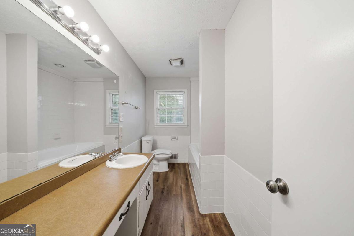 2937 Pebble Lane Snellville GA 30078