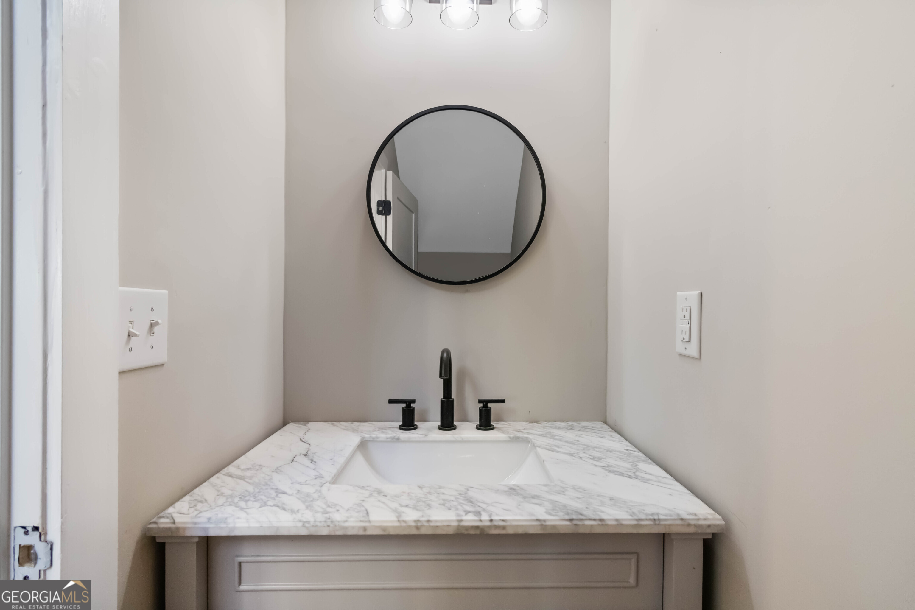 6960 Dockbridge Way Stone Mountain GA 30087