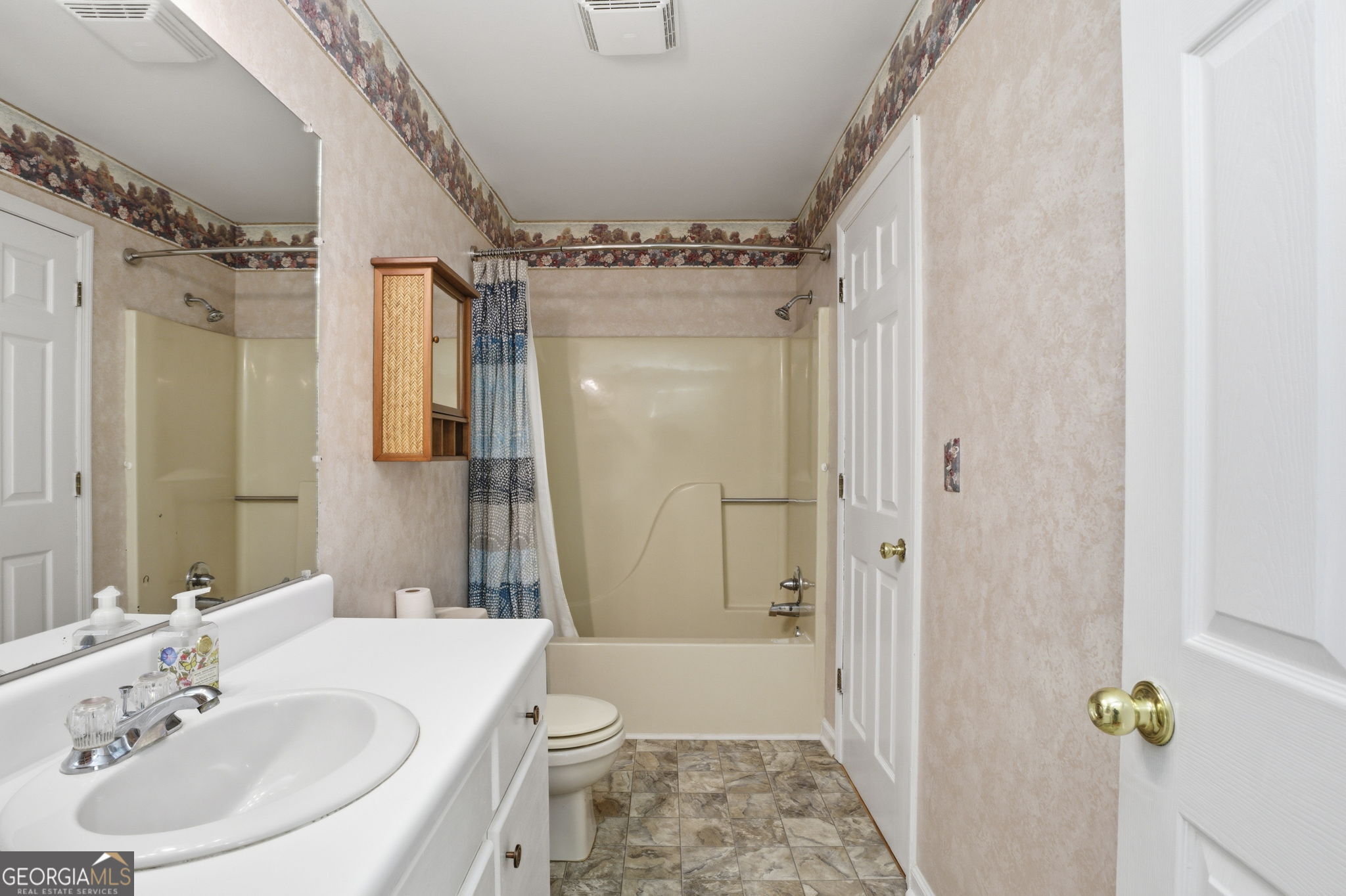 35 The Trail SE Lindale GA 30147