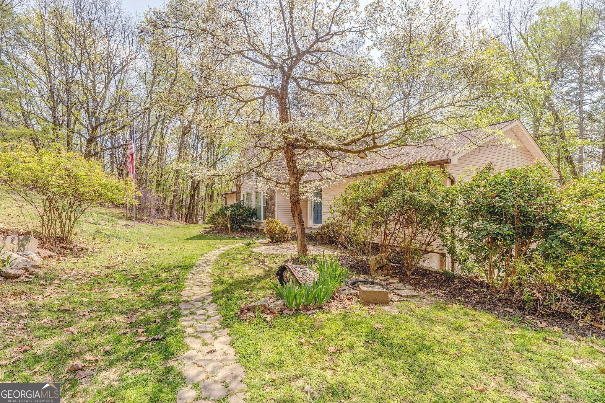 35 The Trail SE Lindale GA 30147