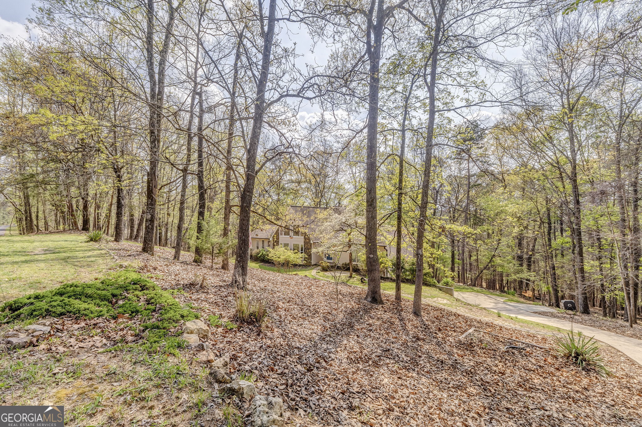 35 The Trail SE Lindale GA 30147