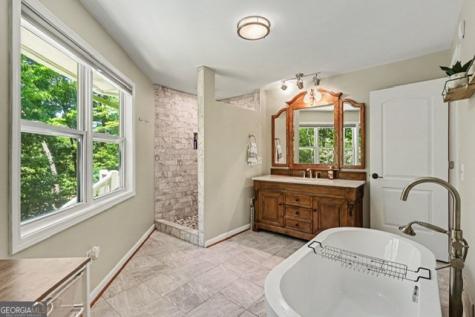 426 Shenendoa Drive Ellijay GA 30540