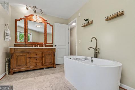 426 Shenendoa Drive Ellijay GA 30540