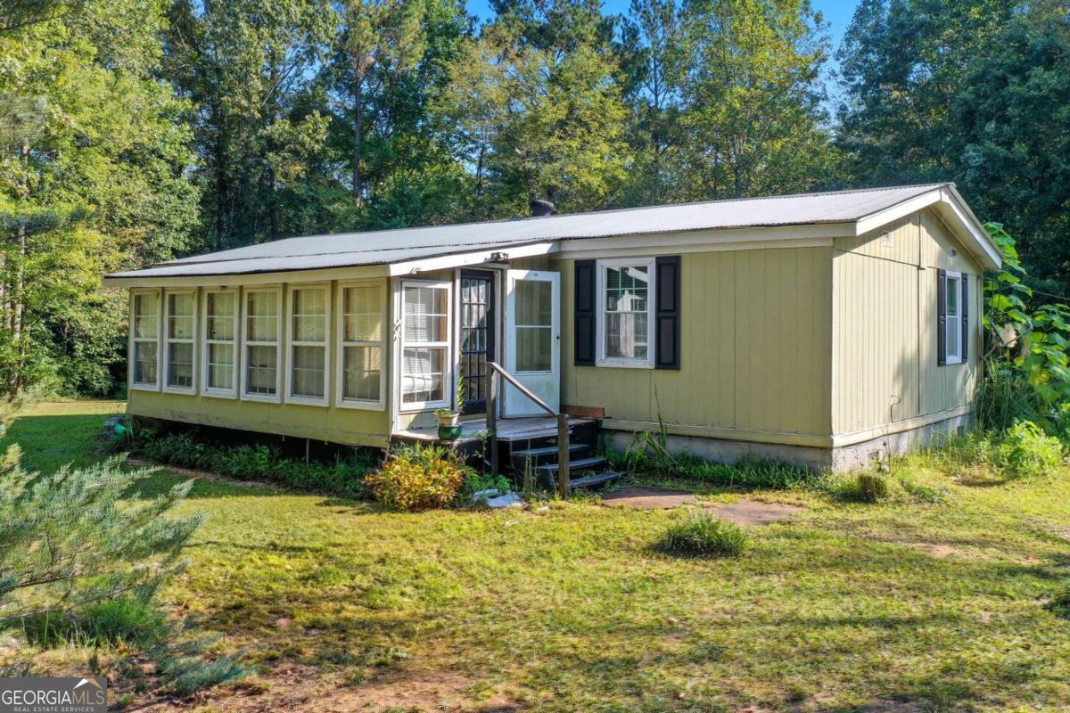 2450 Jones Mountain Road Talking Rock GA 30175