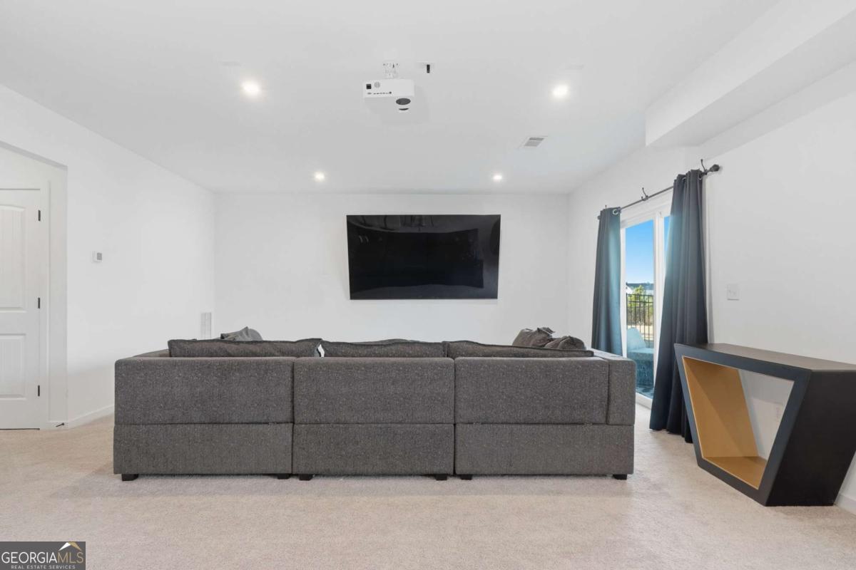 895 Michigan Circle Hoschton GA 30548