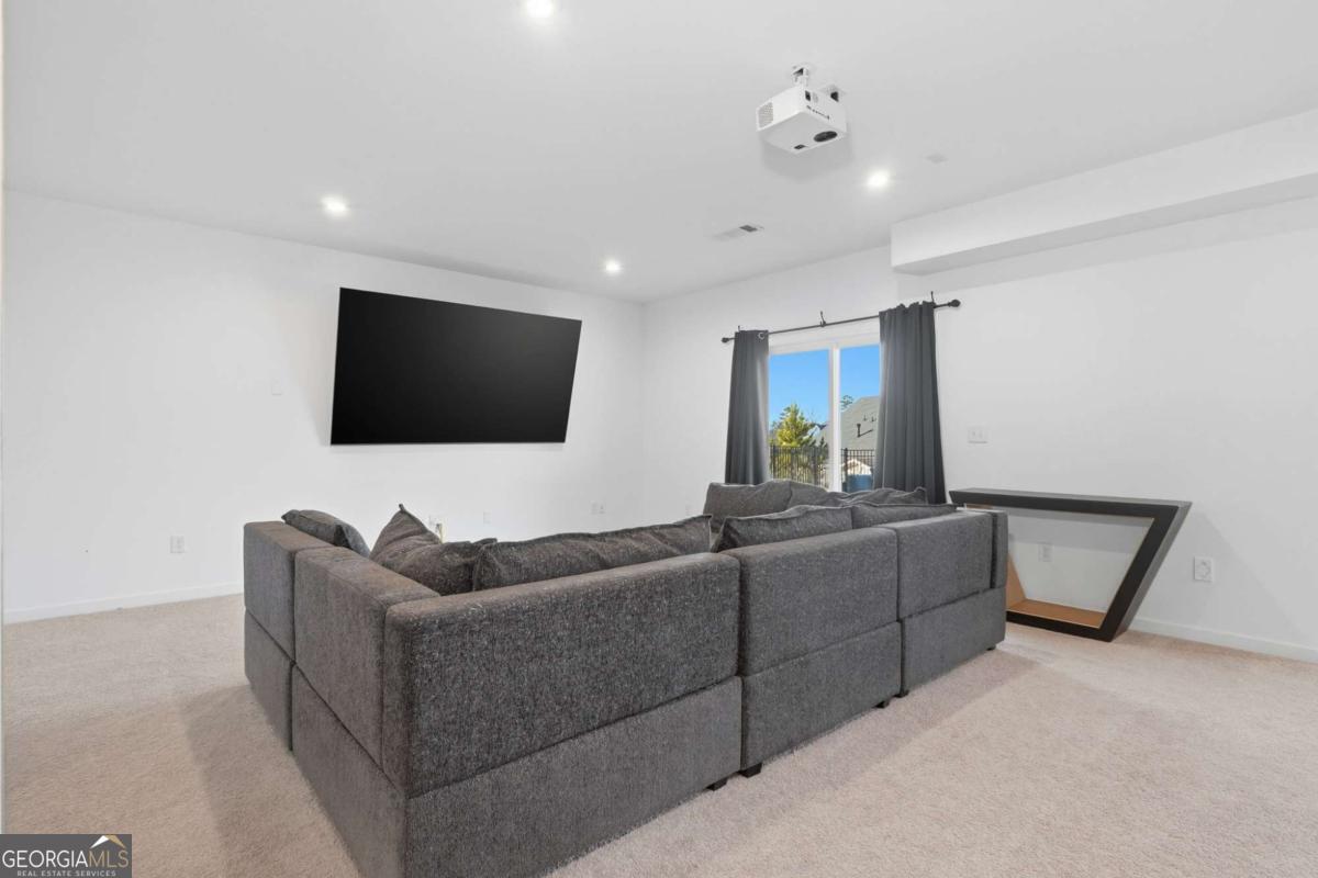 895 Michigan Circle Hoschton GA 30548