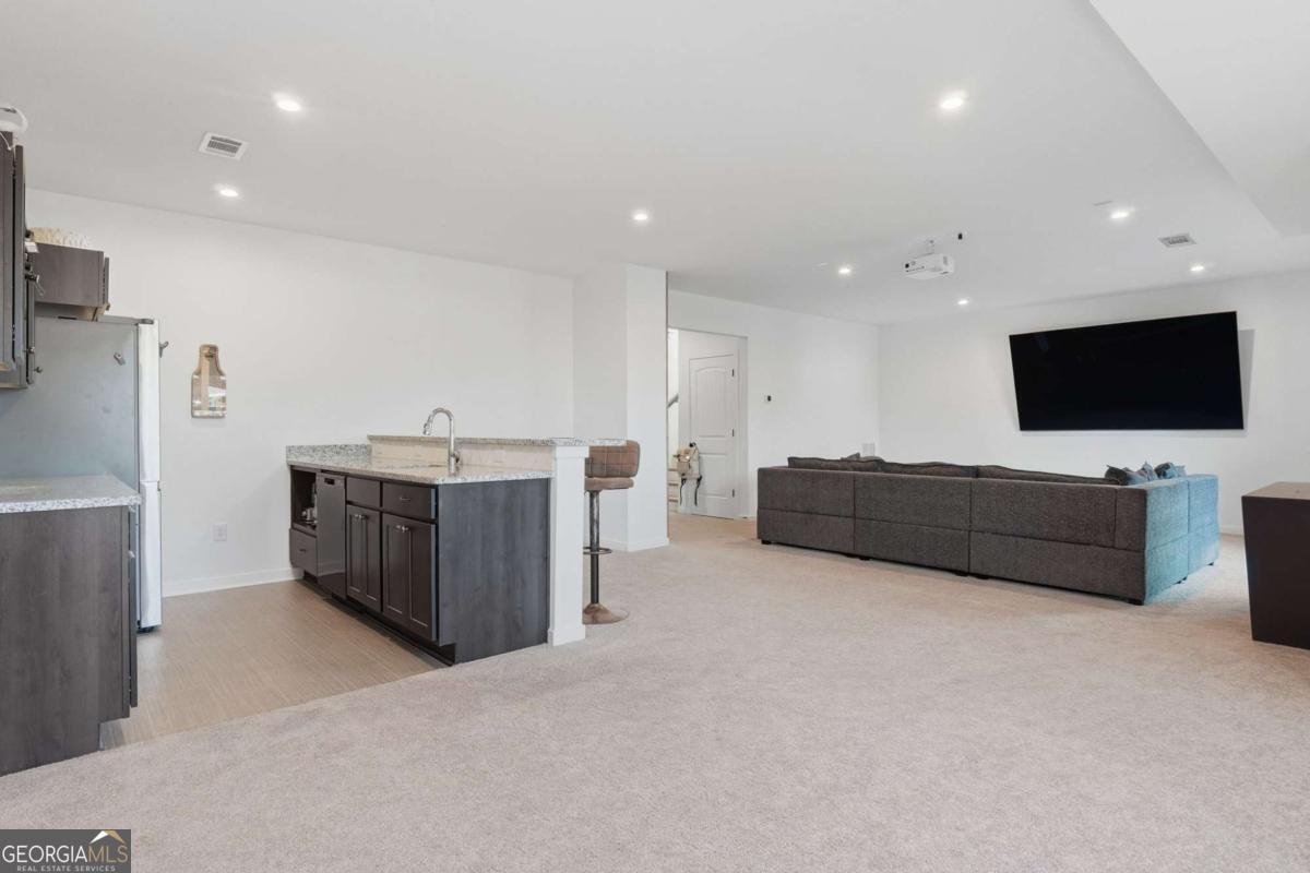 895 Michigan Circle Hoschton GA 30548
