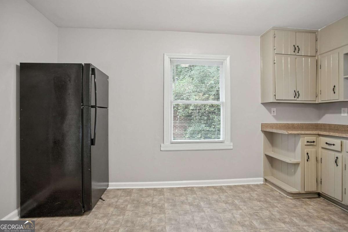 1985 Handley Avenue SW Atlanta GA 30310