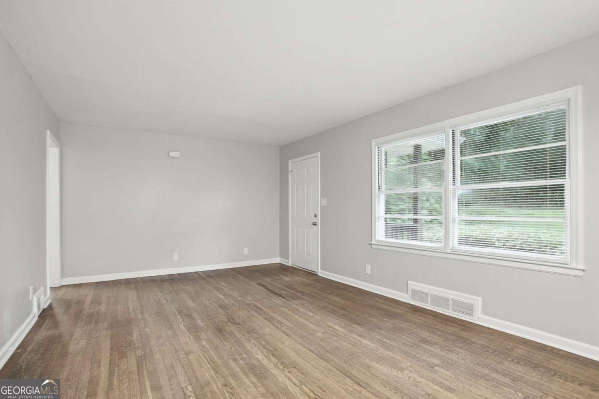 1985 Handley Avenue SW Atlanta GA 30310
