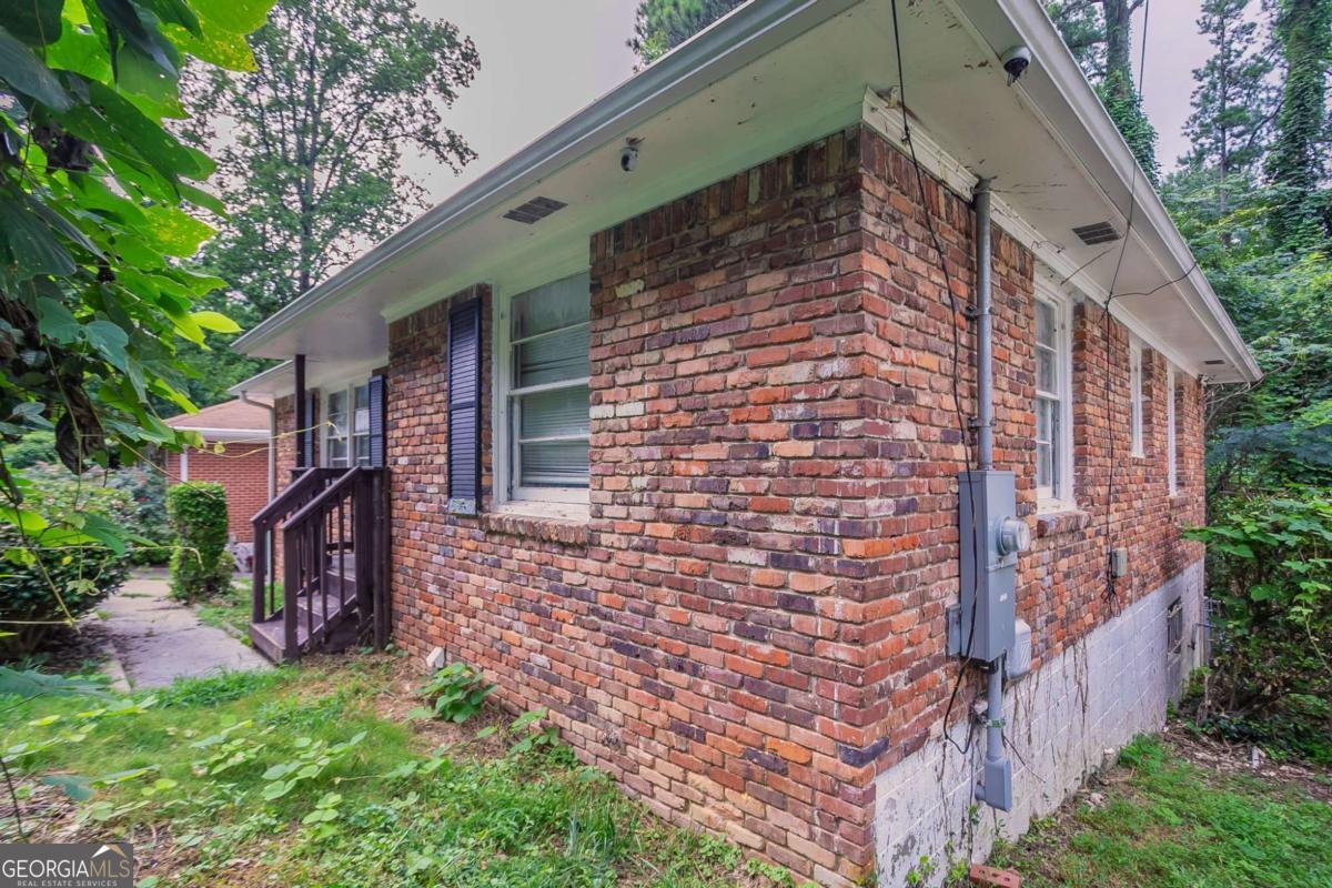 1985 Handley Avenue SW Atlanta GA 30310