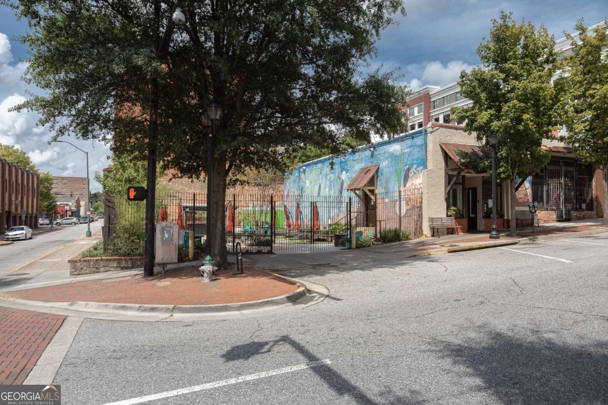 269 N Hull Street Athens GA 30601
