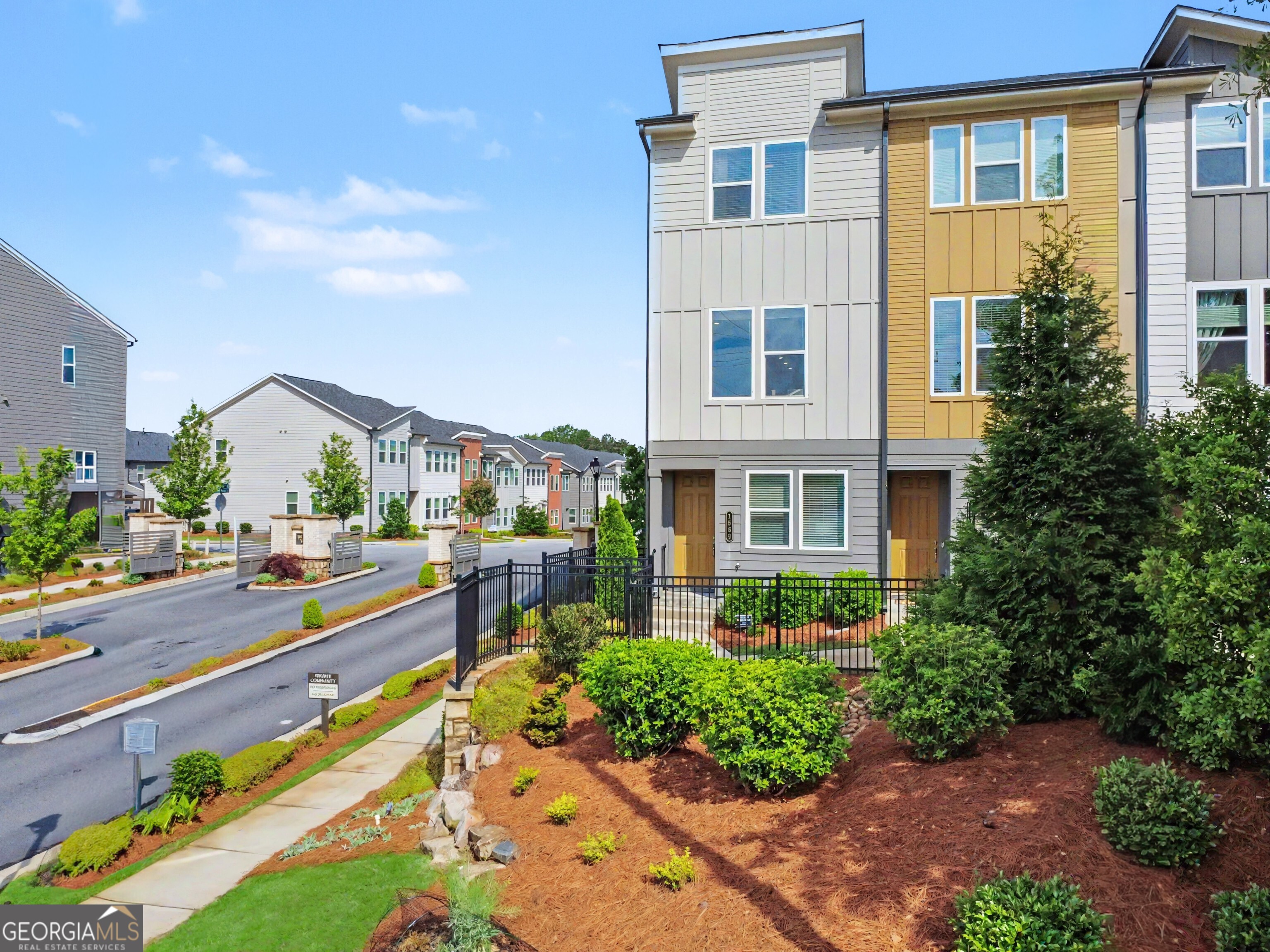 1569 Layton Lane NW Atlanta GA 30318