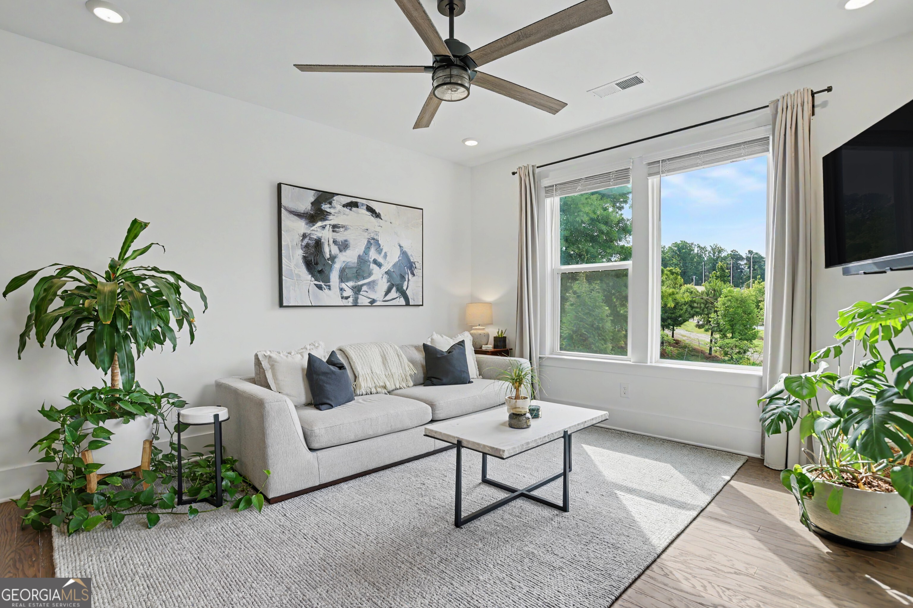 1569 Layton Lane NW Atlanta GA 30318