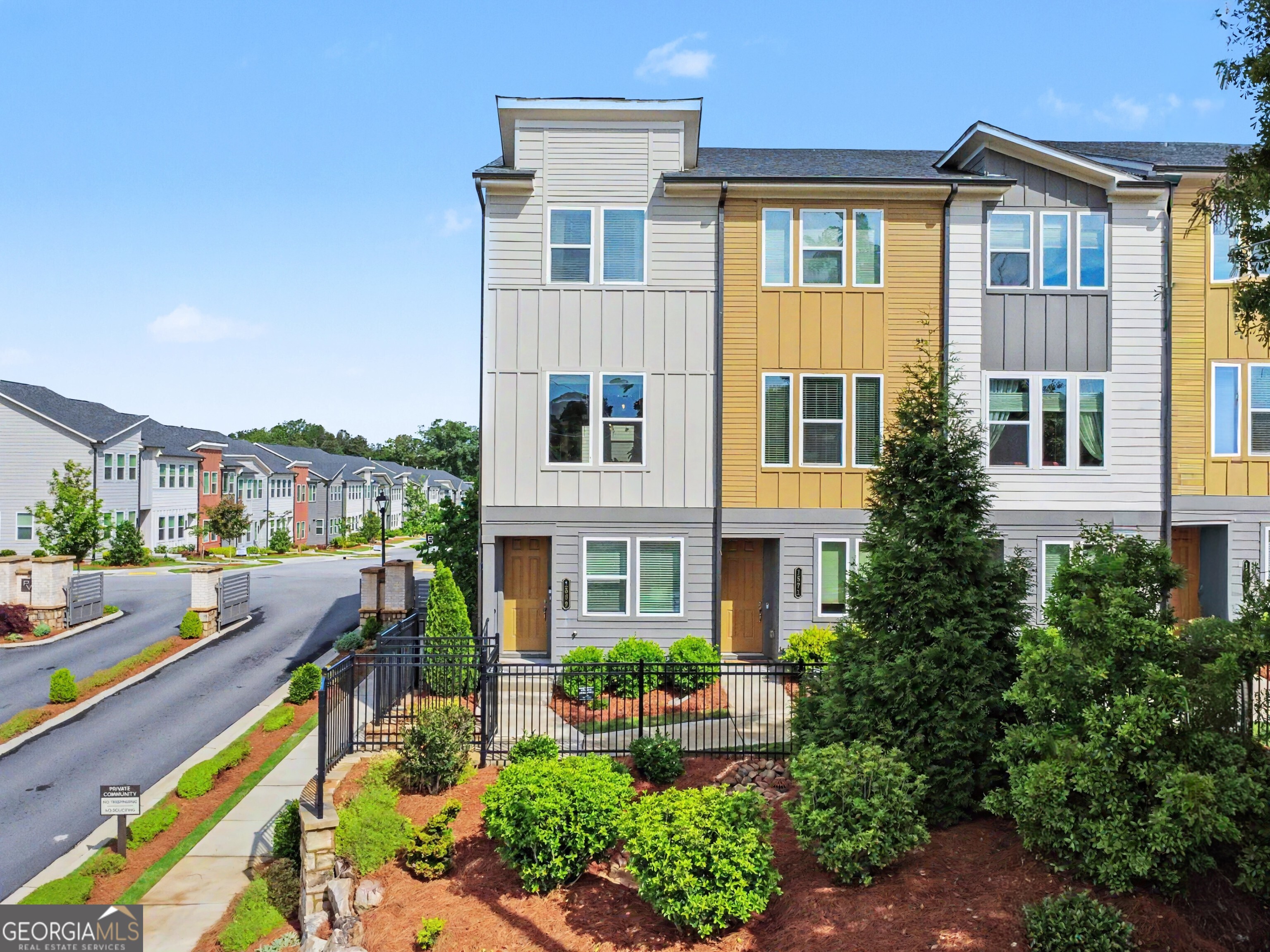 1569 Layton Lane NW Atlanta GA 30318