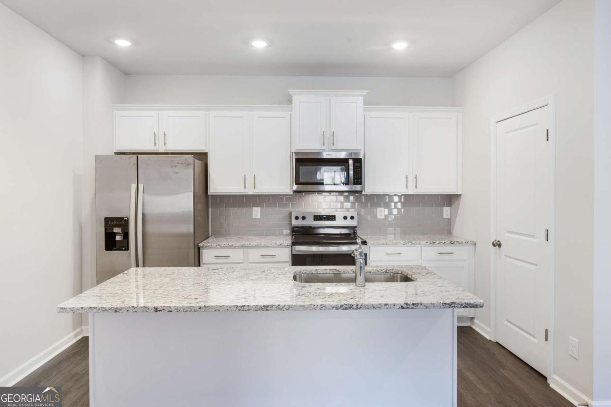 401 Whitehorse Way Conyers GA 30094