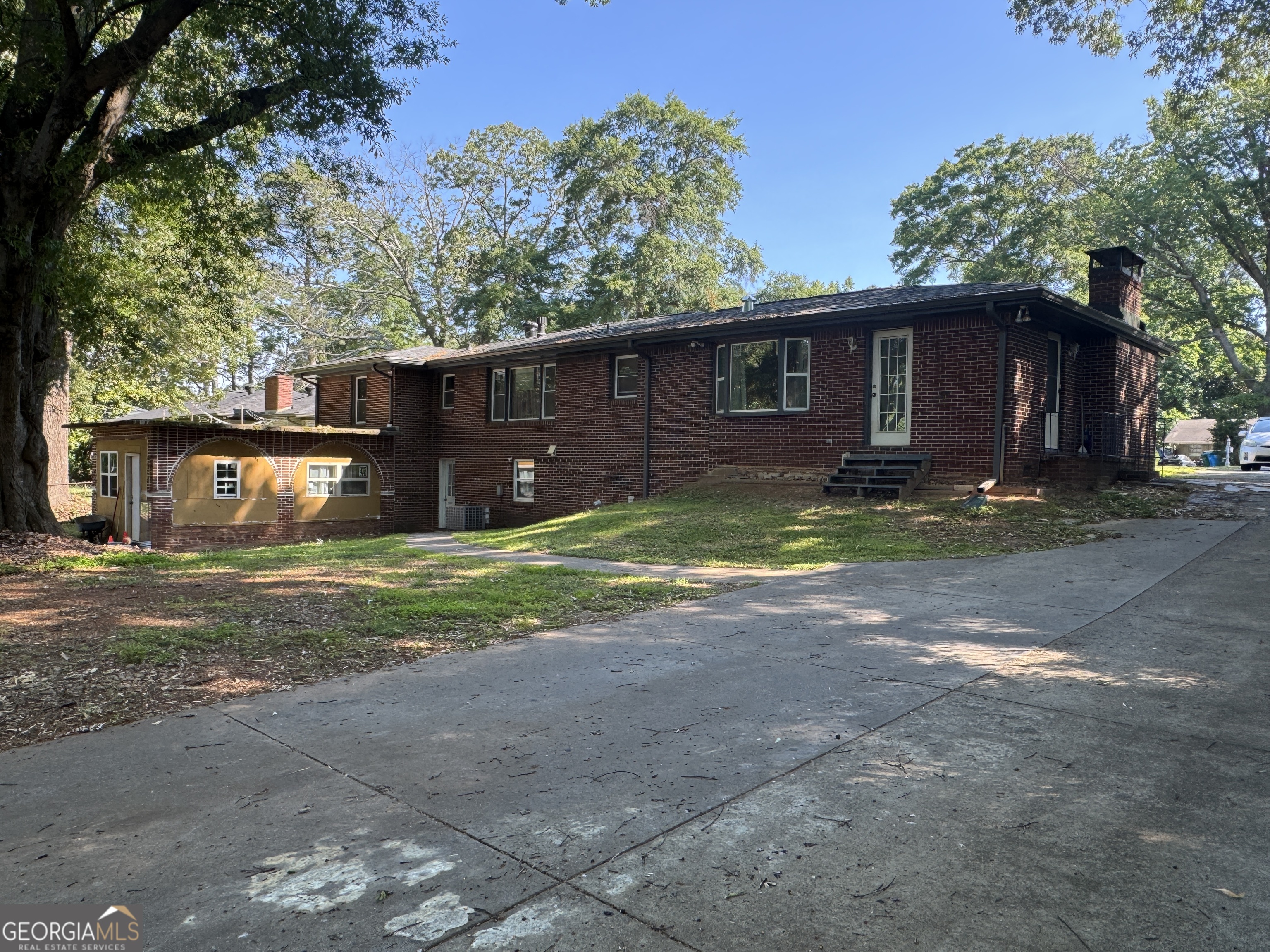 2498 Johnson Drive Atlanta GA 30340