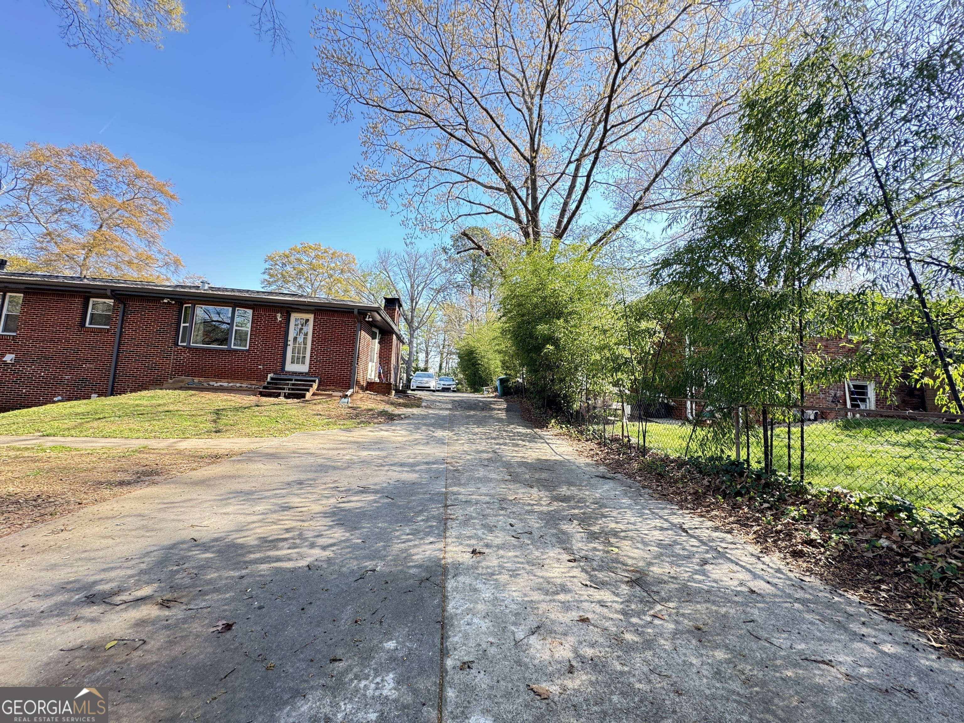 2498 Johnson Drive Atlanta GA 30340