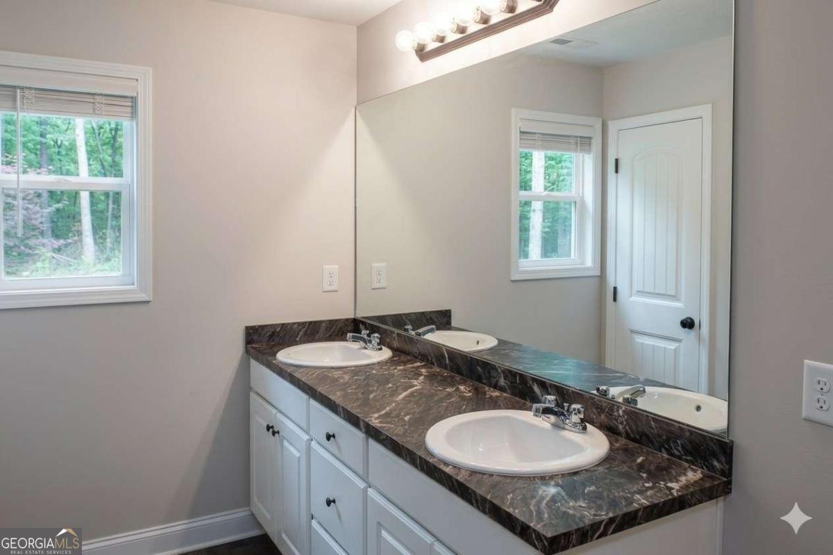 99 Southwood Drive Danielsville GA 30633