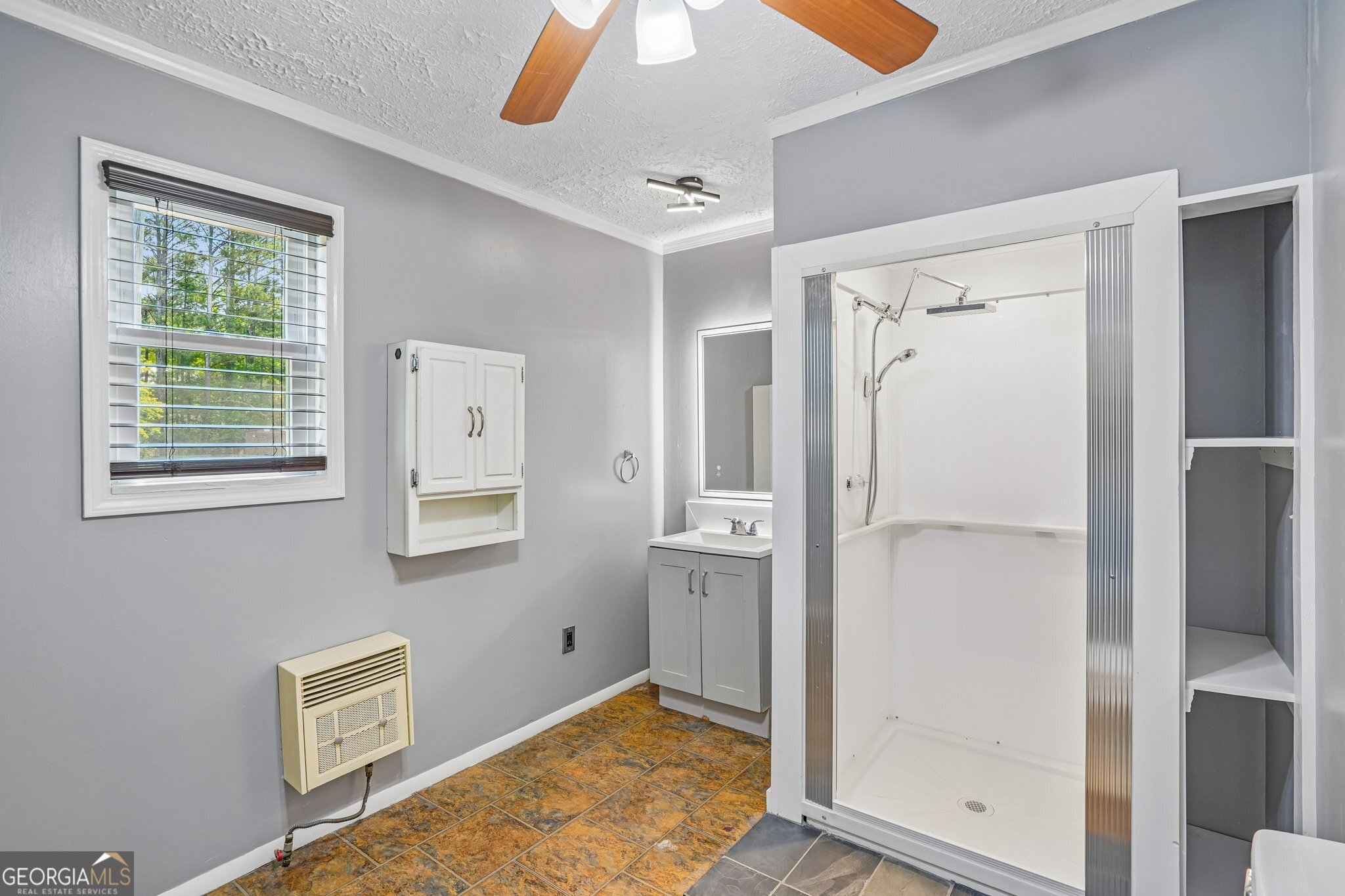 1042 Main Street Whitesburg GA 30185