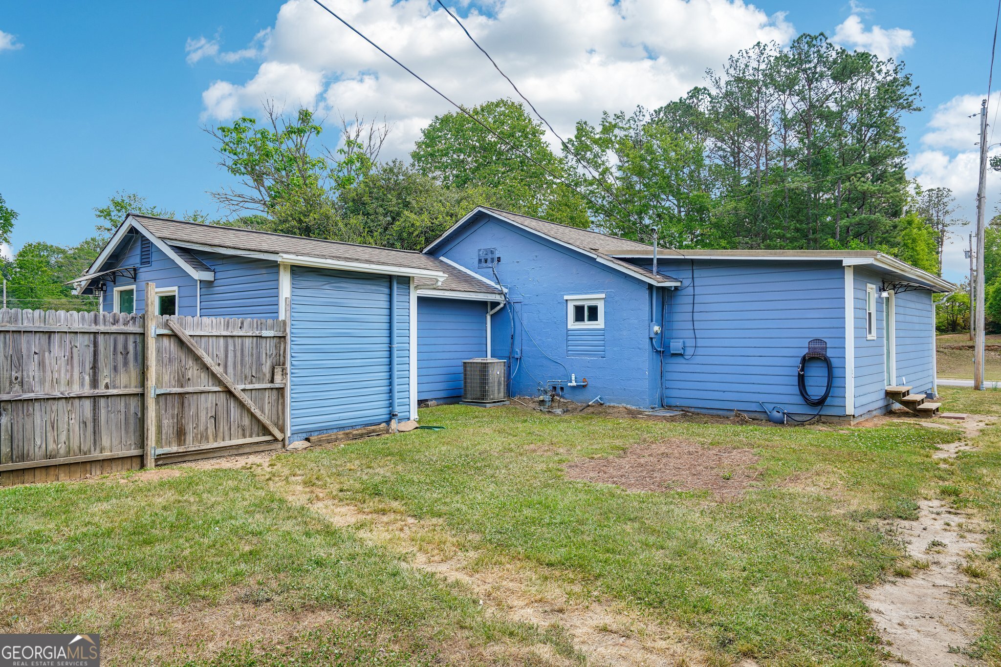 1042 Main Street Whitesburg GA 30185